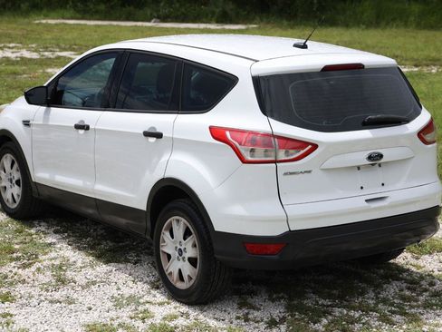 Used 2016 Ford Escape S FWD image 5