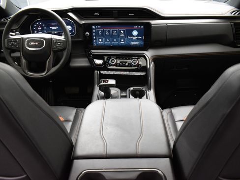 Used 2024 GMC Sierra 1500 AT4 w/ Technology Package image 13