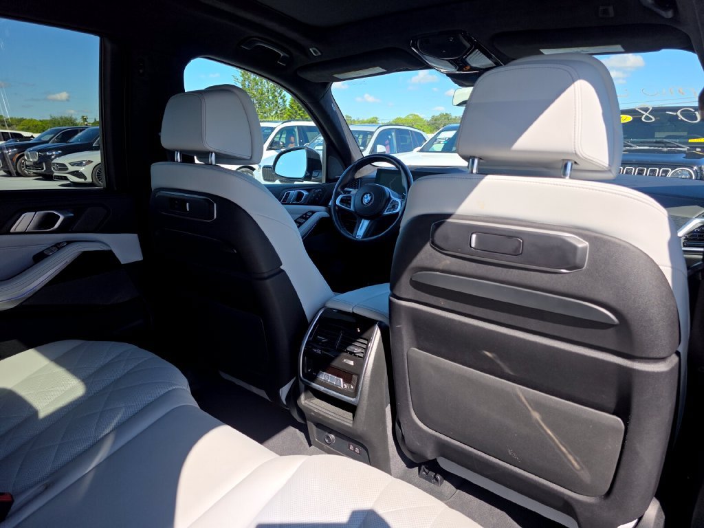 Certified 2024 BMW X7 xDrive40i w/ Executive Package AWD/4WD image 26
