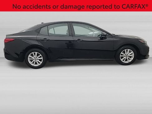 Used 2026 Toyota Camry LE FWD image 3