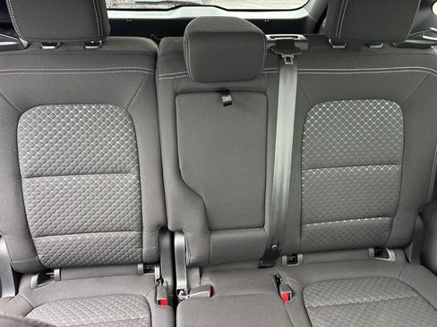 Used 2023 Ford Escape Active w/ Tech Pack #1 AWD/4WD image 9