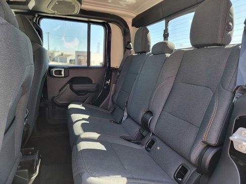 New 2026 Jeep Gladiator Sport AWD/4WD image 20