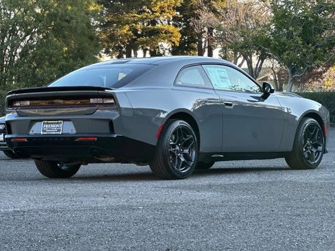 New 2026 Dodge Charger Scat Pack w/ Blacktop Package AWD/4WD image 3