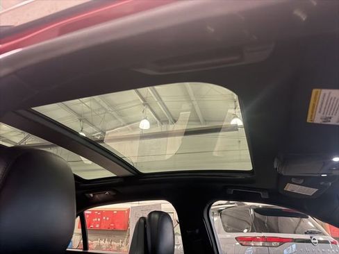 Used 2017 Lincoln Continental Reserve w/ Climate Package image 17