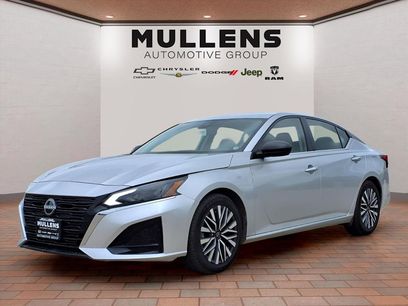 Used 2024 Nissan Altima 2.5 SV