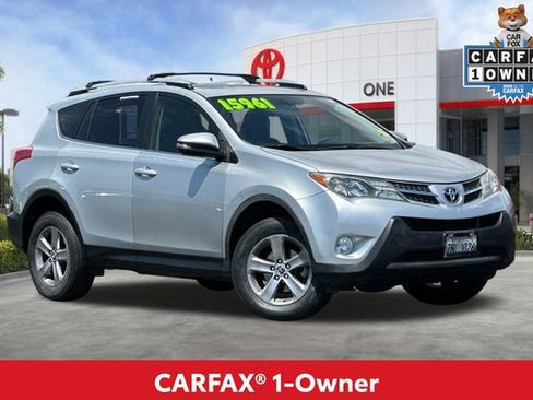 Used 2015 Toyota RAV4 XLE FWD image 2