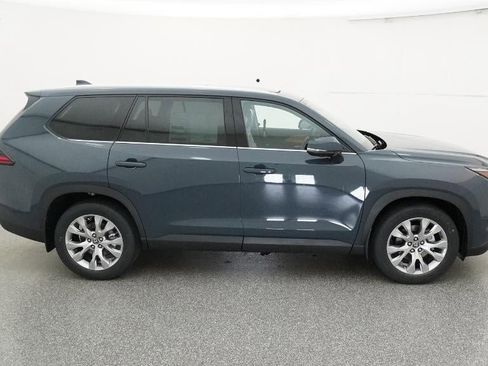 New 2026 Toyota Grand Highlander Limited image 44