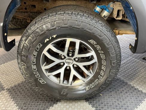 Used 2017 Ford F150 Raptor w/ Equipment Group 802A Luxury image 14