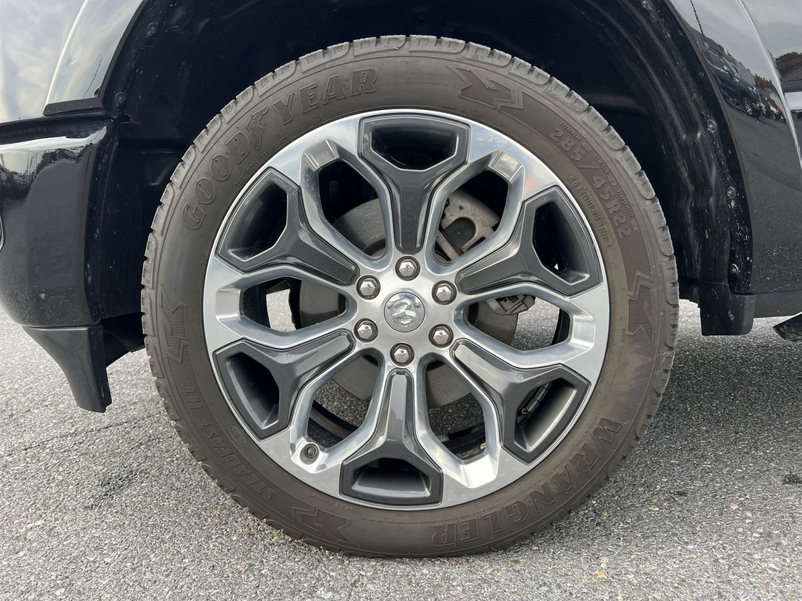 Used 2020 RAM 1500 Limited AWD/4WD image 12