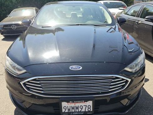 Used 2017 Ford Fusion S FWD image 3