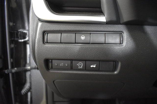 Certified 2026 Nissan Rogue Dark Armor AWD/4WD image 14