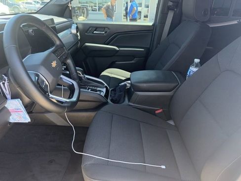 Used 2025 Chevrolet Colorado LT w/ Advanced Trailering Package RWD image 5