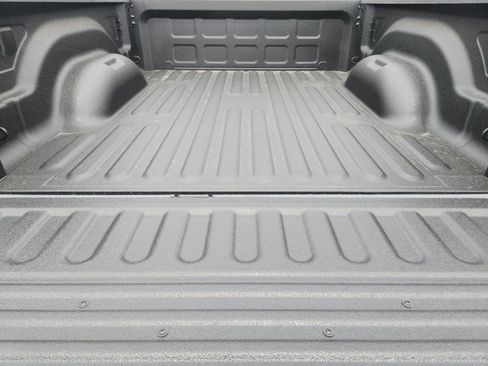 New 2026 RAM 2500 Big Horn AWD/4WD image 15