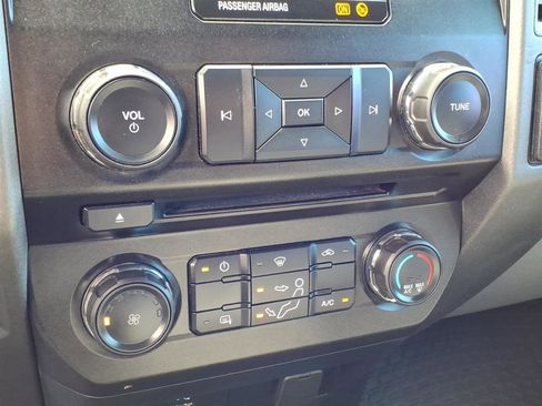 Used 2018 Ford F250 XL w/ Power Equipment Group AWD/4WD image 24