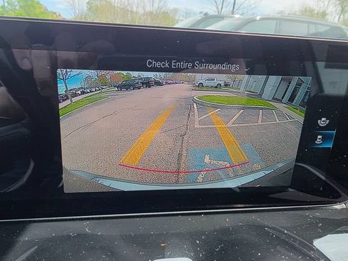 Used 2022 Mercedes-Benz GLB 250 4MATIC image 30