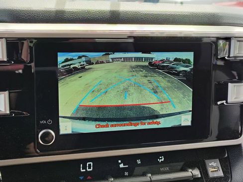 Used 2026 Toyota Tundra SR5 w/ SR5 Convenience Package AWD/4WD image 17