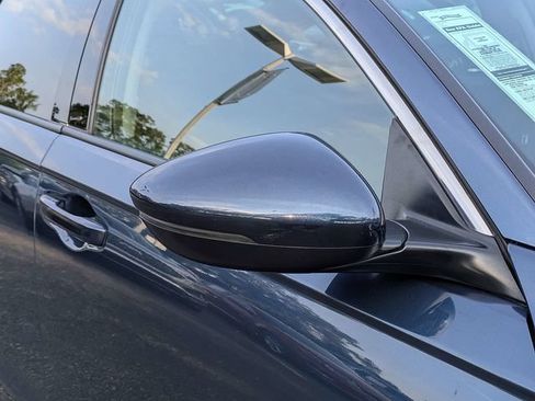 Used 2023 Honda Accord Touring image 11
