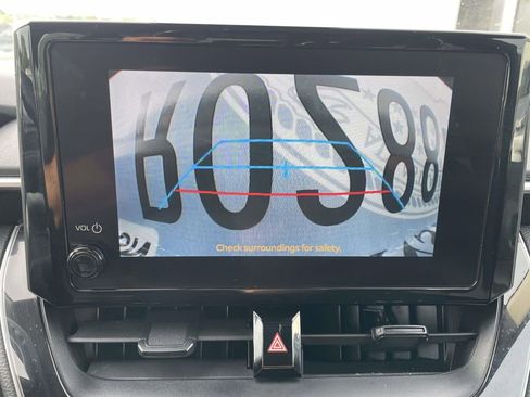 Used 2024 Toyota Corolla LE image 40