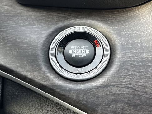 New 2025 Jeep Grand Cherokee L Limited w/ Trailer Tow Package image 22