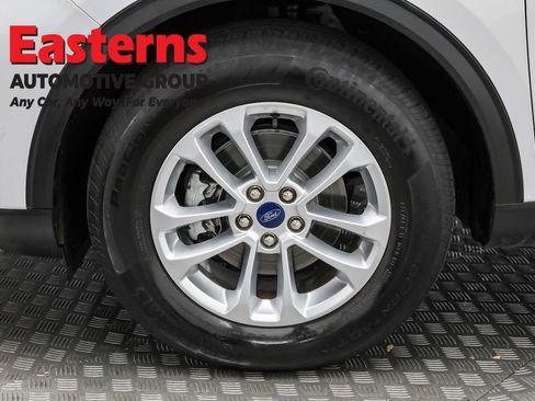 Used 2022 Ford Escape SE w/ Cold Weather Package image 31