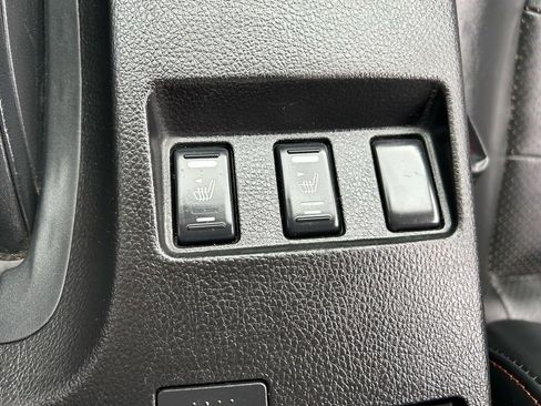 Used 2005 Nissan 350Z Touring image 42