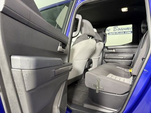 Used 2025 Toyota Tacoma TRD Off-Road image 14