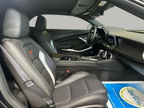 Used 2016 Chevrolet Camaro SS RWD image 35