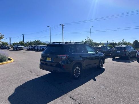 Used 2026 Subaru Forester Premium AWD/4WD image 2