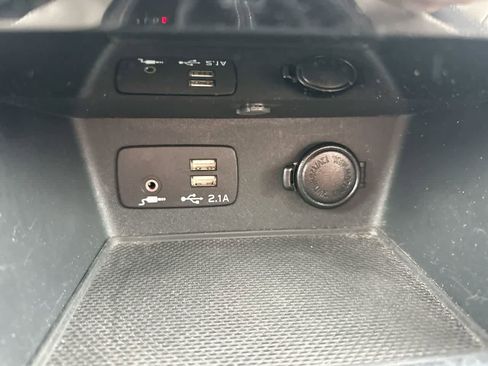 Certified 2020 Subaru Forester Limited w/ Popular Package #3 image 33