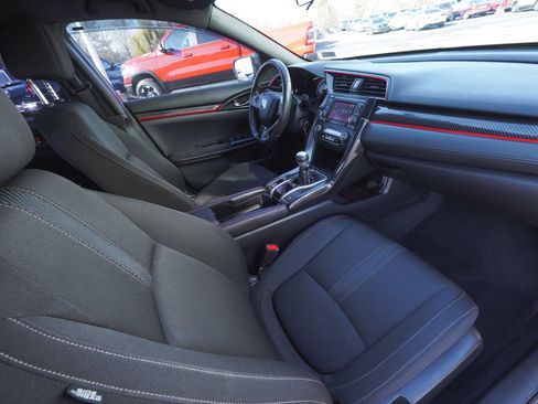 Used 2018 Honda Civic Sport image 38
