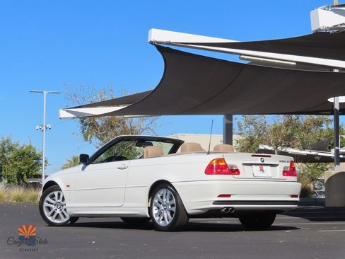 Used 2001 BMW 330Ci Convertible image 2