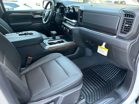 New 2026 Chevrolet Silverado 1500 LT w/ Z71 Off-Road Package image 15