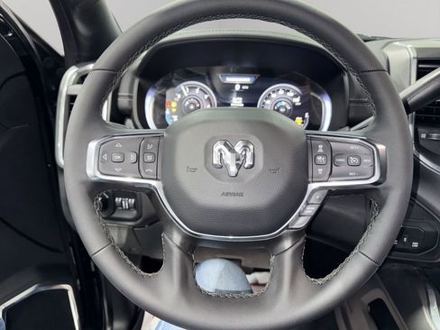 New 2025 RAM 2500 Laramie AWD/4WD image 23