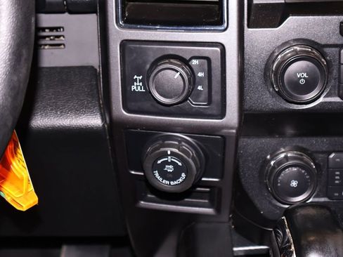 Certified 2019 Ford F150 XLT w/ Equipment Group 302A Luxury AWD/4WD image 24