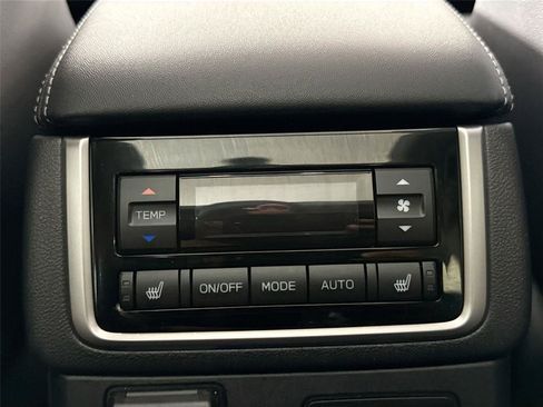 Used 2025 Subaru Ascent Touring w/ Popular Package #2 AWD/4WD image 37