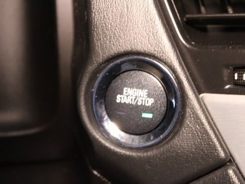 Used 2019 GMC Yukon XL SLT image 28