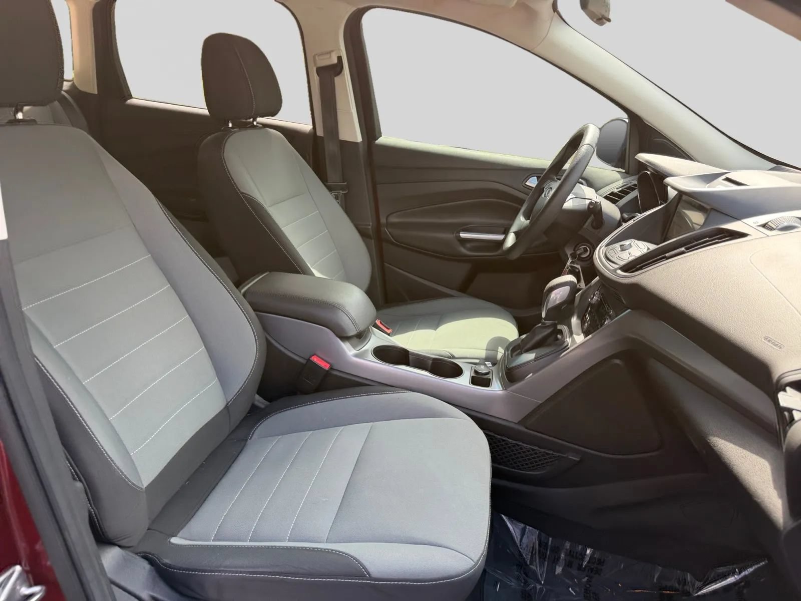 Used 2016 Ford Escape SE w/ Equipment Group 201A FWD image 15