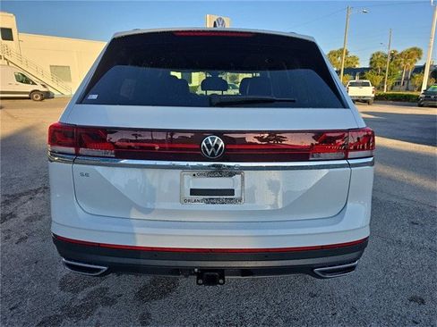New 2026 Volkswagen Atlas SE image 4