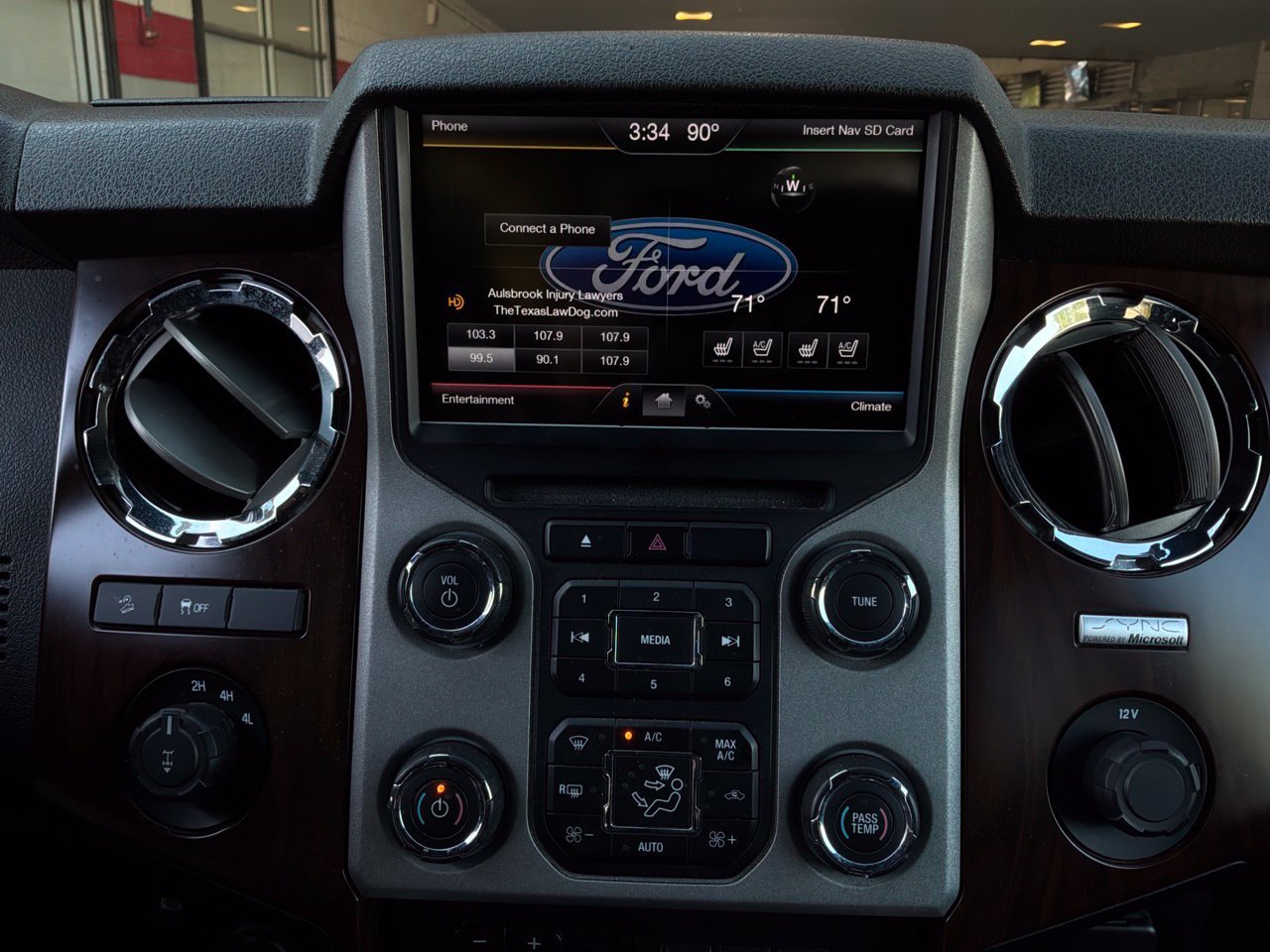 Used 2015 Ford F250 Lariat w/ Lariat Ultimate Package AWD/4WD image 40