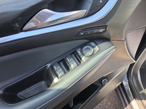 Used 2022 Buick Enclave Premium AWD/4WD image 11