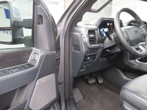 Used 2025 Ford F150 Lariat w/ Tow/Haul Package AWD/4WD image 56