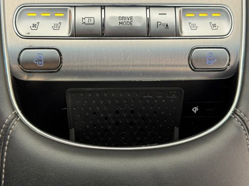 Used 2023 Genesis G90 3.5T image 36