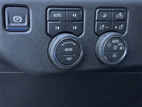 New 2026 Chevrolet Silverado 2500 LT w/ Trail Boss Package image 18