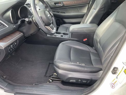 Used 2019 Subaru Outback 3.6R Limited w/ Popular Package #2 image 21