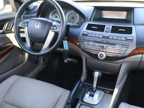Used 2012 Honda Accord EX-L image 9