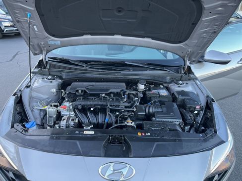 Certified 2023 Hyundai Elantra SEL w/ Convenience Package image 37