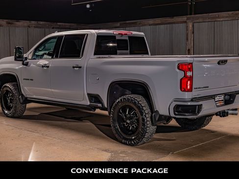 Used 2024 Chevrolet Silverado 2500 LTZ w/ LTZ Plus Package image 6