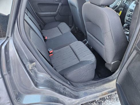 Used 2011 Ford Focus SE w/ 201A Rapid Spec Order Code image 15