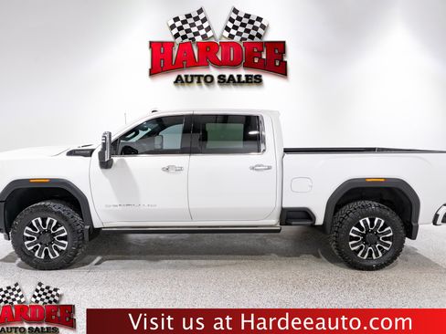 Used 2024 GMC Sierra 2500 Denali Ultimate AWD/4WD image 1