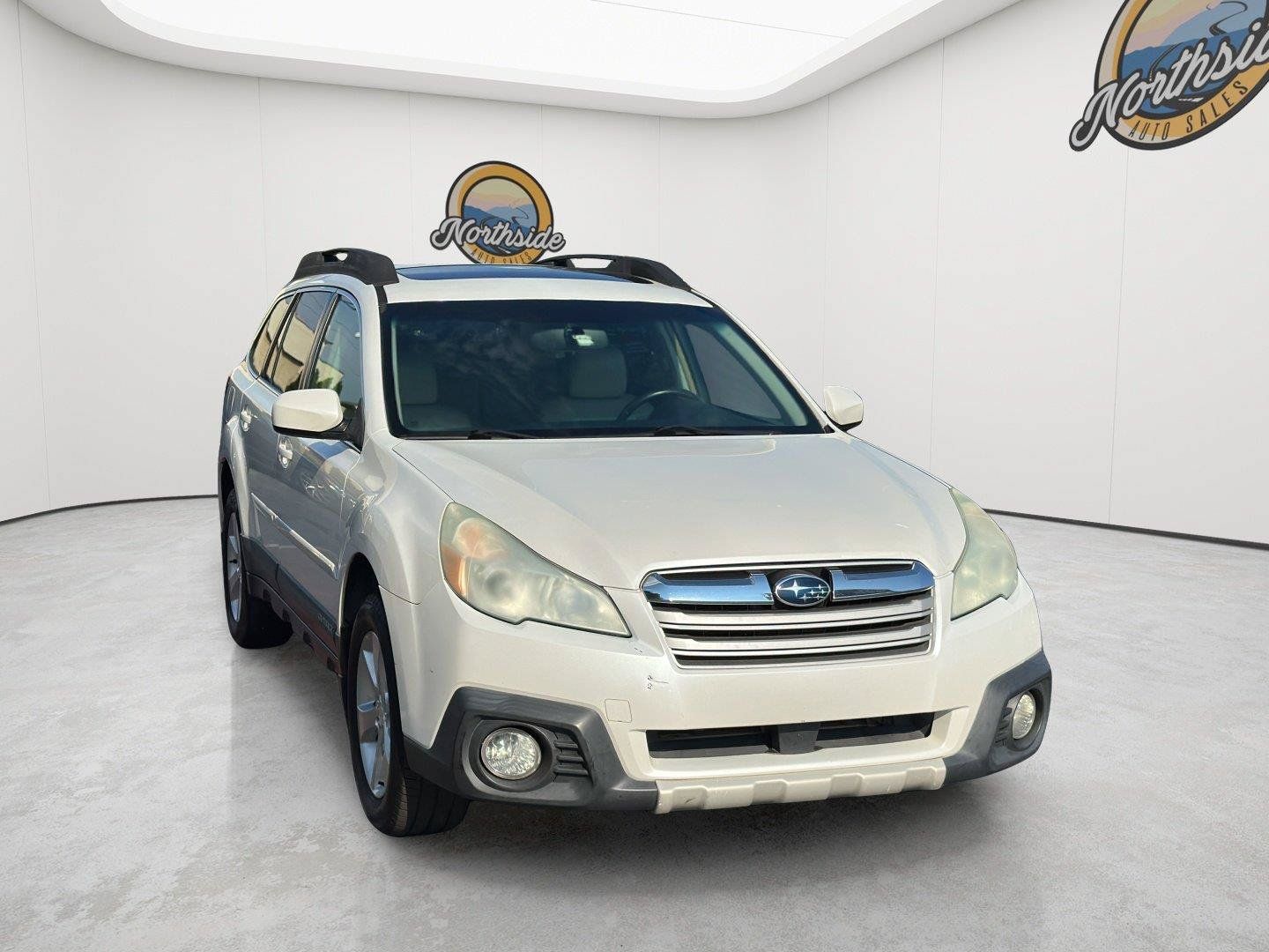 Used 2013 Subaru Outback 2.5i Limited AWD/4WD image 3